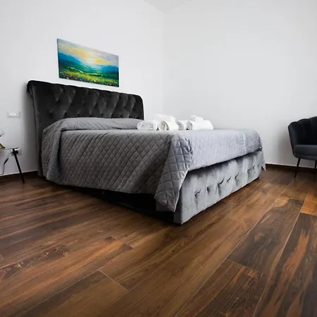 Apartamento Premiere Luxury *